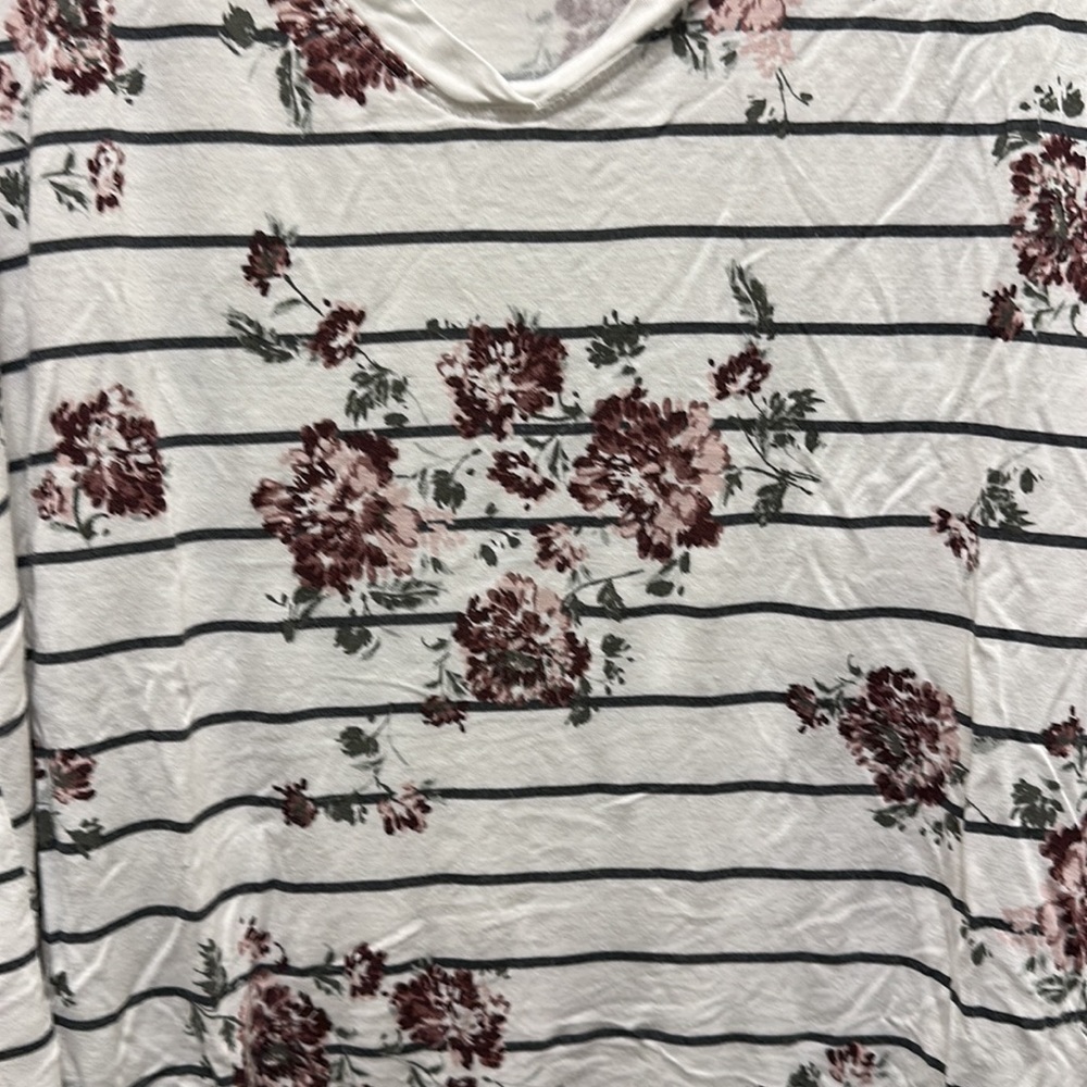 Maurices Floral Striped Tank Top Size Large - Picture 2 of 5